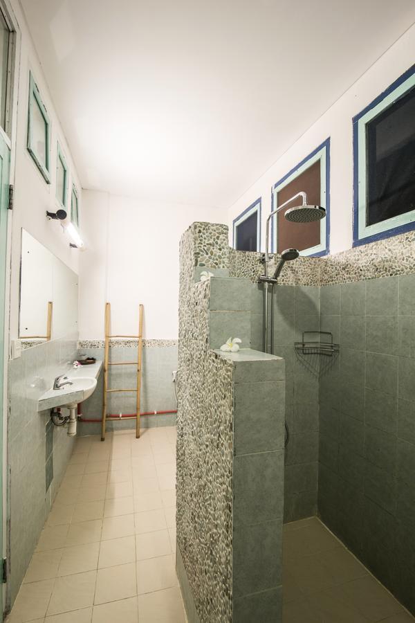 Bajo Komodo Eco Lodge Labuan Bajo Εξωτερικό φωτογραφία