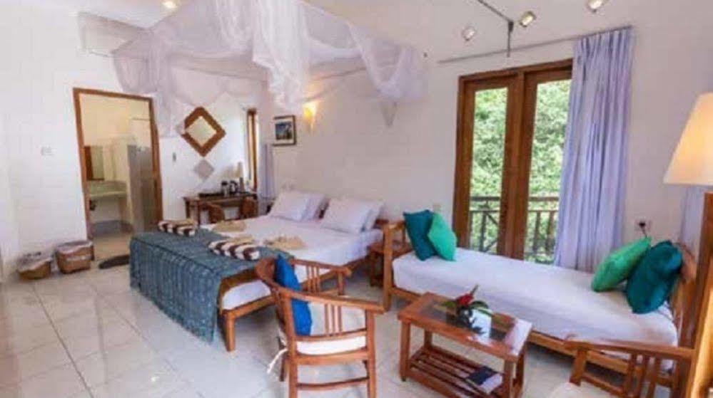 Bajo Komodo Eco Lodge Labuan Bajo Εξωτερικό φωτογραφία